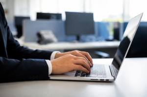 Las Mejores Plataformas de Sales Intelligence Conformes con el RGPD